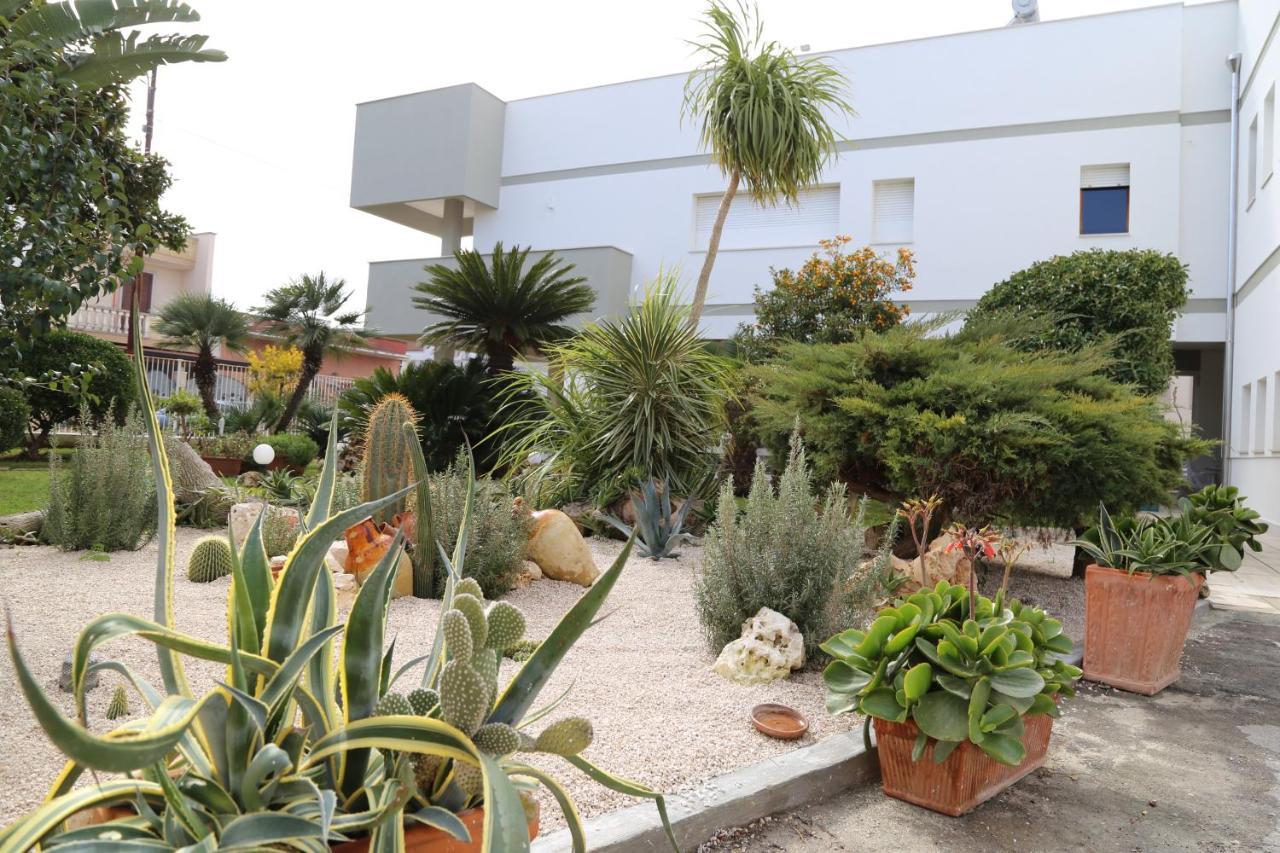 Bed and Breakfast Viro House Squinzano Exteriér fotografie
